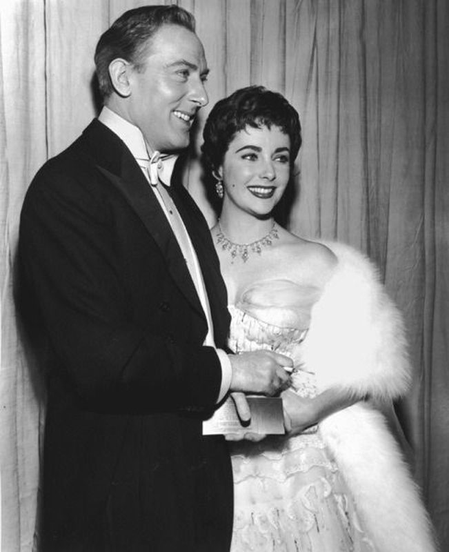 Elizabeth Taylor - Red Carpet Ready: Elizabeth Taylor’s Iconic History ...