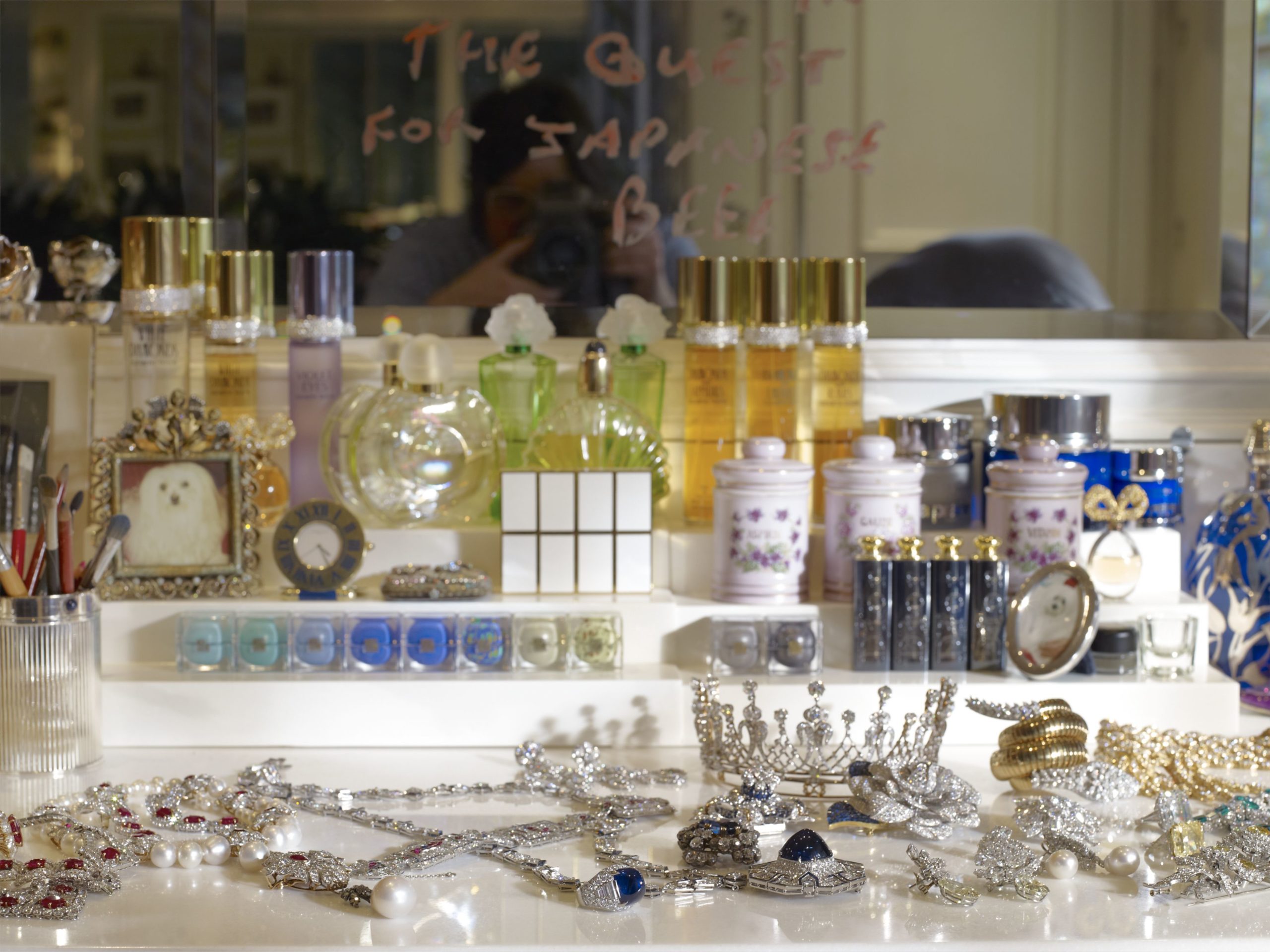 Elizabeth Taylor - The Glamour and Creativity of Elizabeth's Fragrances